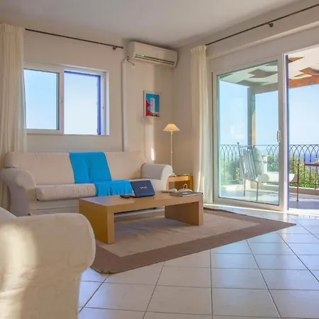 Ethra Villa